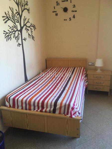 Foto 4a7117e6-f3b7-4274-b562-5a6776db6354. Rent flat with heating in Mestalla Valencia