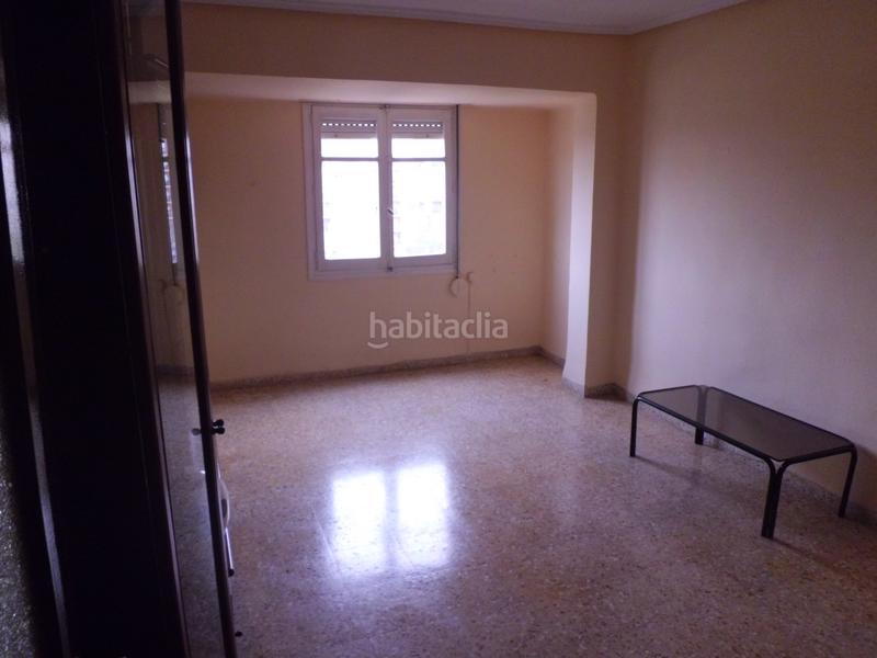 Foto d1e5bc43-45ff-46f3-8541-1ebcff13323f. Alquiler piso alquiler de piso con cuatro dormitorios en Valencia