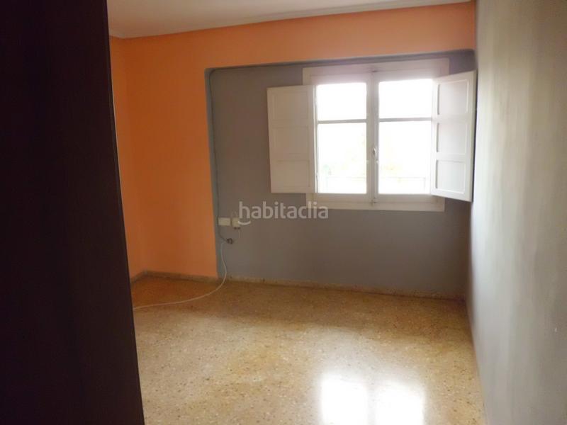 Foto 472883e4-e6ad-4bf7-a310-37e0d756e45d. Lloguer pis a Malilla Valencia