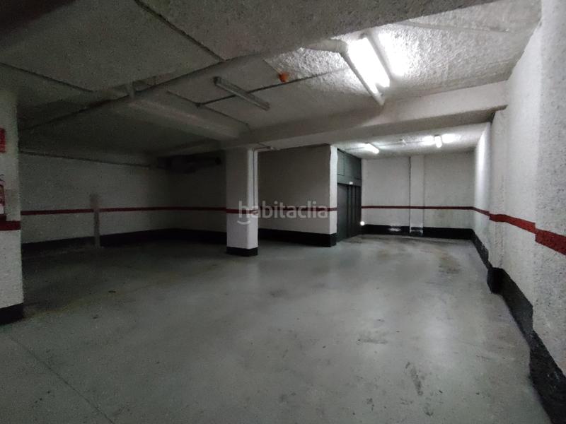 Foto 1a486bc1-aa4a-4669-b25c-4473c895a45d. Posto auto in El Botànic Valencia