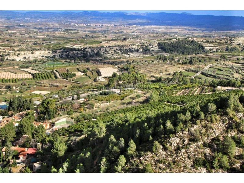 Foto b609de15-a3dd-4835-8488-fe740cf161bf. Finca rústica a Bèlgida