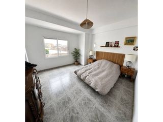 Appartamento  Calle joaquín rodrigo. Piso economico en oliva 4 sin ascensor con facil parking
