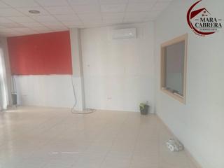 Local Comercial  Alicante. Amplio local para cualquier negocio o cambio a vivienda