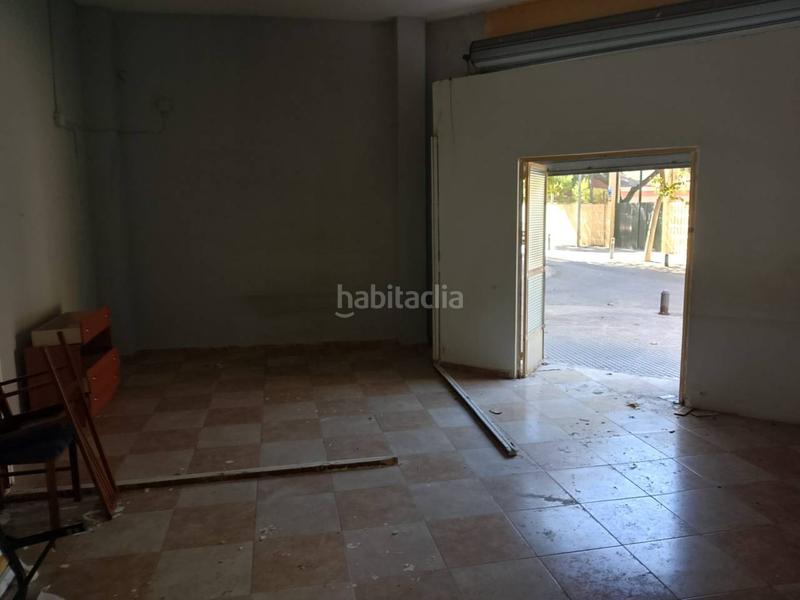 Foto afa9722b-647e-41a2-bfc1-3b54fe105b5b. Locale commerciale in Plaza Elíptica - República Argentina Gandia