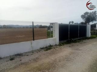 Finca rústica  Rabdells. Este amplio terreno de 2465 m  es una joya cerca de la playa