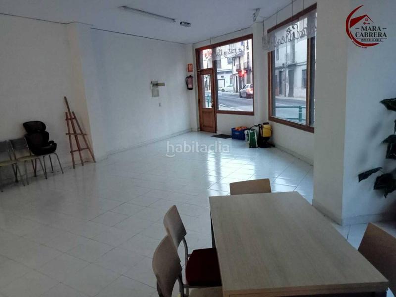 Foto ae767b79-2d1b-4fab-9383-808f020e2c6b. Location local commercial dans Bellreguard