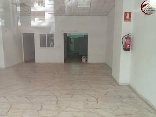 Business premise in Plaza Elíptica - República Argentina