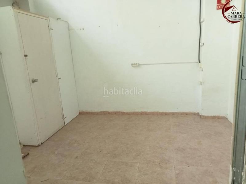 Foto ba5e67c4-ce57-465d-a4d8-4f41659d54ec. Local comercial en Plaza Elíptica - República Argentina Gandia