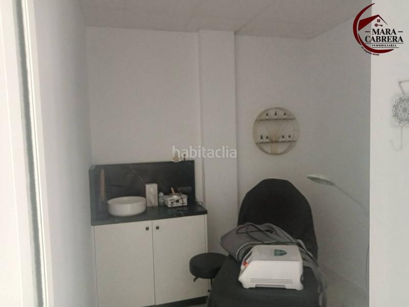 Foto 4b4ea0f5-8875-4afc-8a1b-d7fe1957d3a5. Geschäftsraum in Almoines