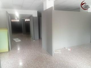 Lloguer Local Comercial  Parque de la estación. Local de 430m con acceso a dos calles frente a la estación de tr