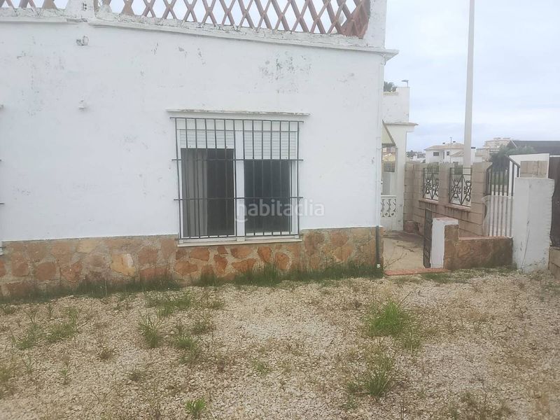 Foto 1b8c12bc-863d-49e9-a780-3111d637c4bb. Casa amb aparcament a Bellreguard