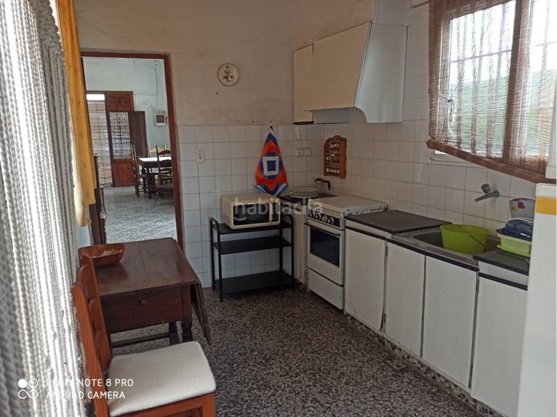 Foto 393b937e-d25e-4f31-a6b4-01e9cfb40e4e. Casa amb aparcament a Bellreguard