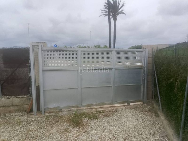 Foto 8332a8c4-6dff-47ad-9877-bcf060d5619c. Casa amb aparcament a Bellreguard