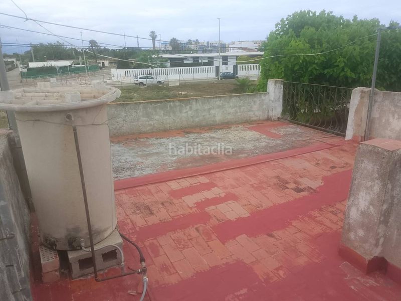 Foto be45b974-4a7d-407f-8a0d-974a4f017cb0. Casa amb aparcament a Bellreguard