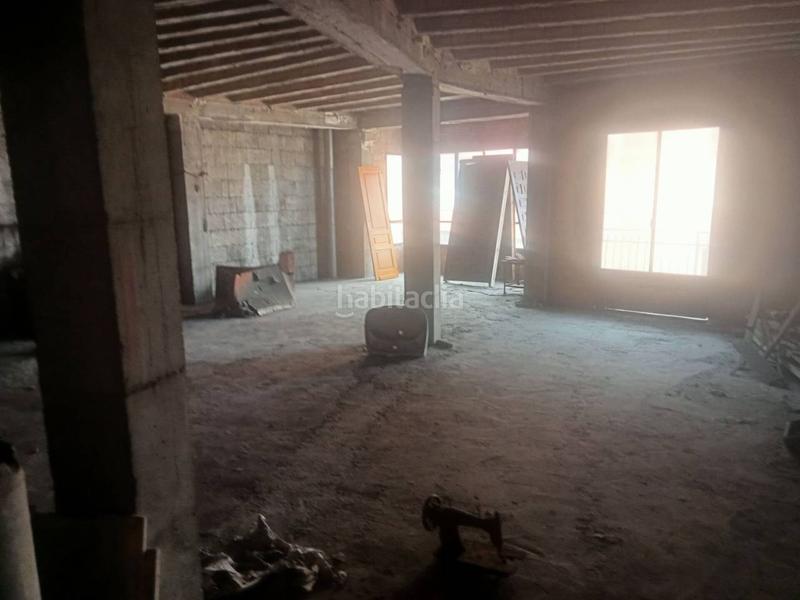 Foto 1d5bd414-0ee7-4059-a0ac-23e20beddf22. Edificio in Oliva pueblo Oliva