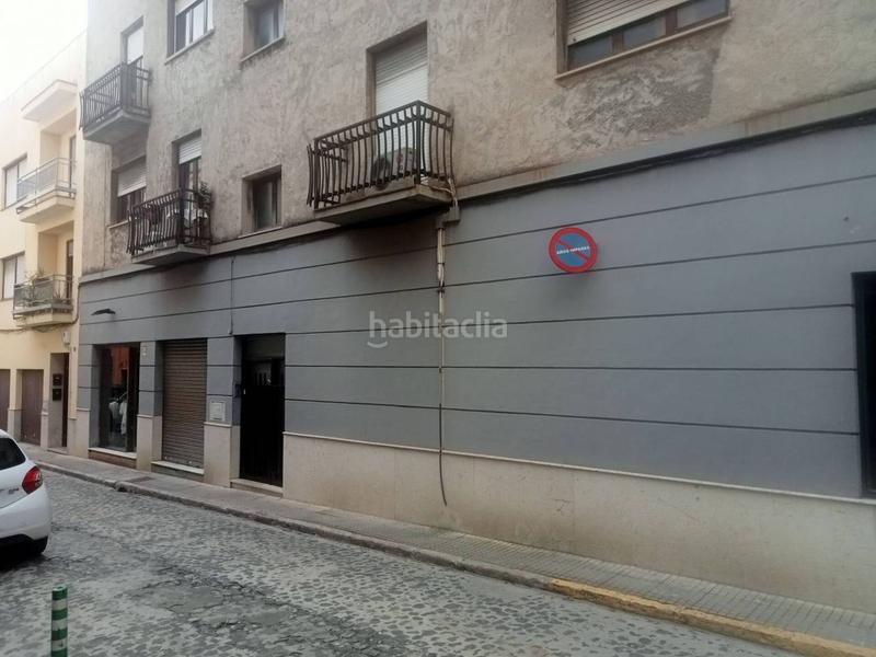 Foto eed10d78-3973-45e8-ba1b-380cc2524246. Edificio in Oliva pueblo Oliva