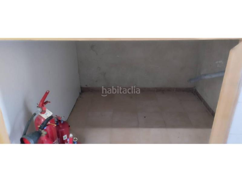Foto 7b6f0bc5-1a5c-44bd-bd6e-e549731d013e. Alquiler local comercial  amplio junto a plaza elíptica en Gandia
