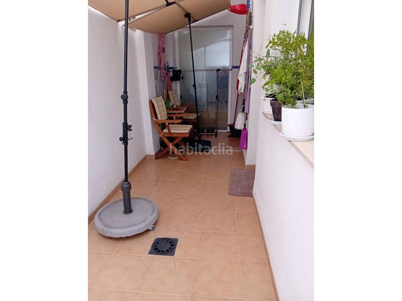Foto 11138a00-5e5d-4d41-a229-8bd4b41c3996. Maison jumelée dans calle veinticinco de abril 25 dans Palma de Gandía