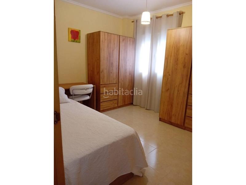 Foto 50f1b65d-c8f3-410d-8450-4b3edba195d3. Maison jumelée dans calle veinticinco de abril 25 dans Palma de Gandía