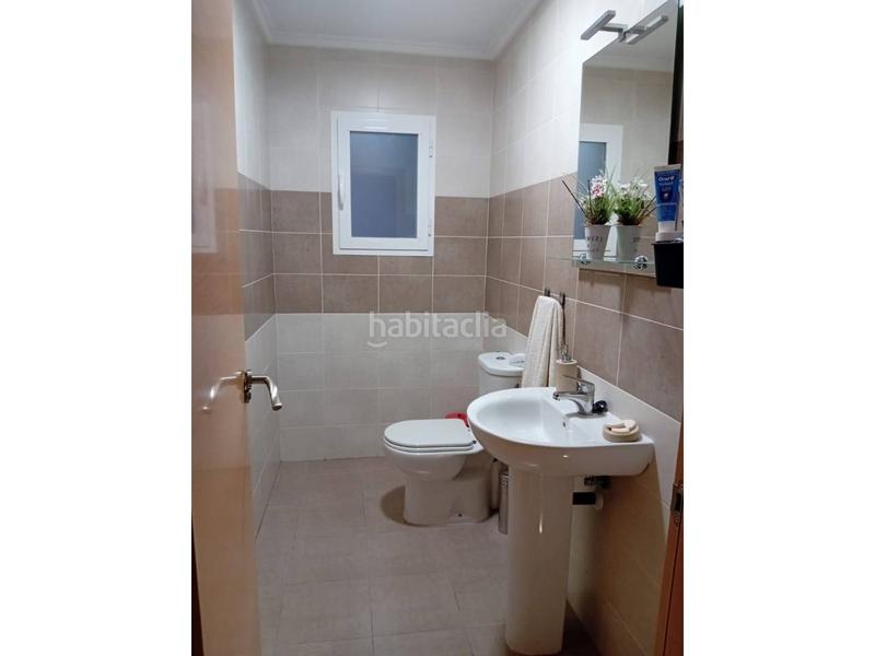 Foto 88f803fd-9773-4a48-980a-176ec680eb35. Maison jumelée dans calle veinticinco de abril 25 dans Palma de Gandía