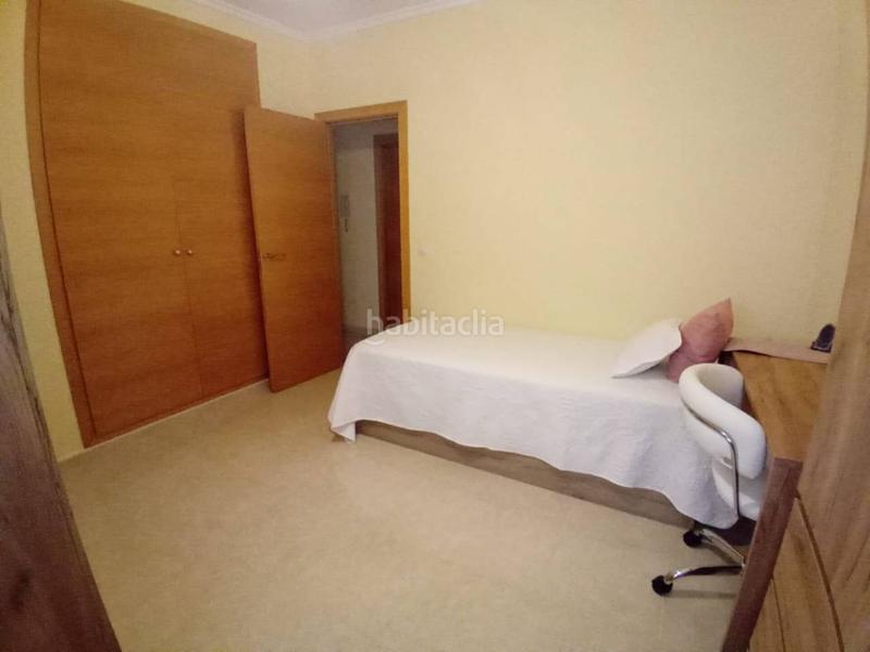 Foto c1ff24af-9b01-4fac-bc2c-abeee895215b. Maison jumelée dans calle veinticinco de abril 25 dans Palma de Gandía