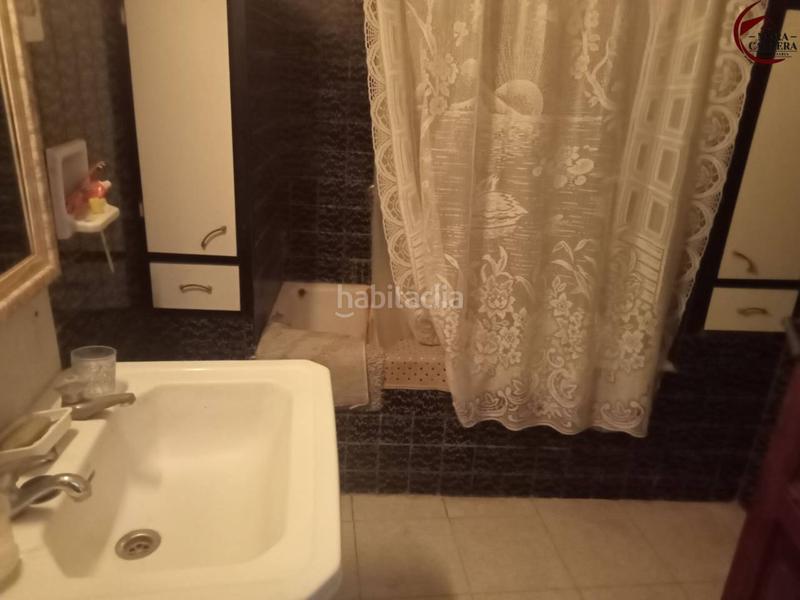 Foto 8193f35f-b0e8-4884-9a20-f3dda33a4142. Casa a schiera in Font d´en Carròs (la)