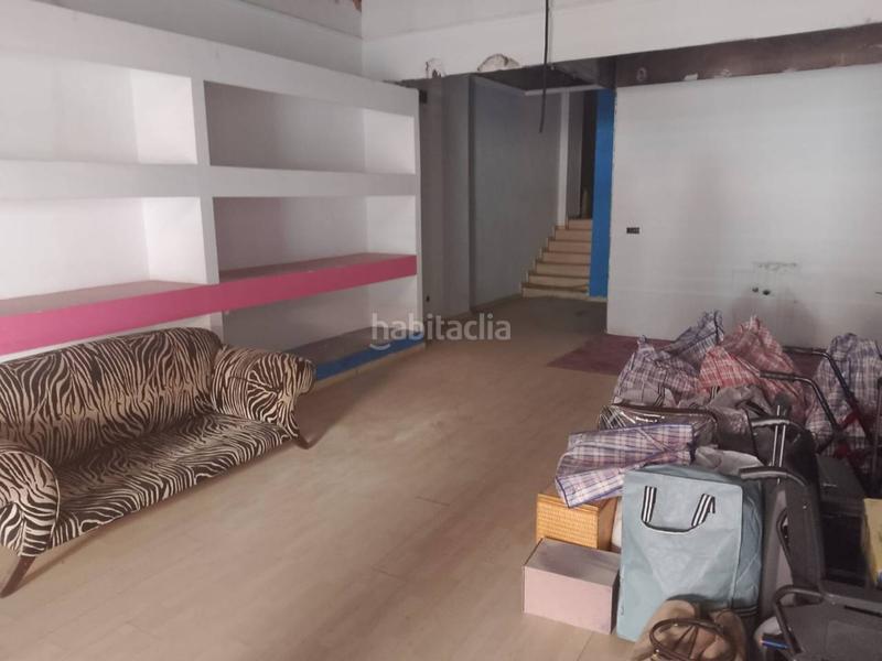 Foto e53f3ee0-8bf3-40bb-abf1-138d2cc4d670. Alquiler local comercial local en alquiler en nucli urbà en Oliva