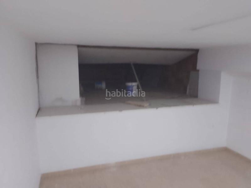 Foto a81444f6-3a43-44a2-b2fe-35d6e3adaf3f. Lloguer local comercial a Oliva pueblo Oliva