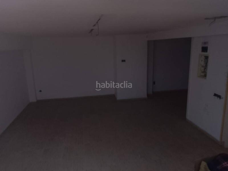 Foto 32fb8ae7-f2a9-4470-9714-22718609d1cb. Location local commercial dans Oliva pueblo Oliva