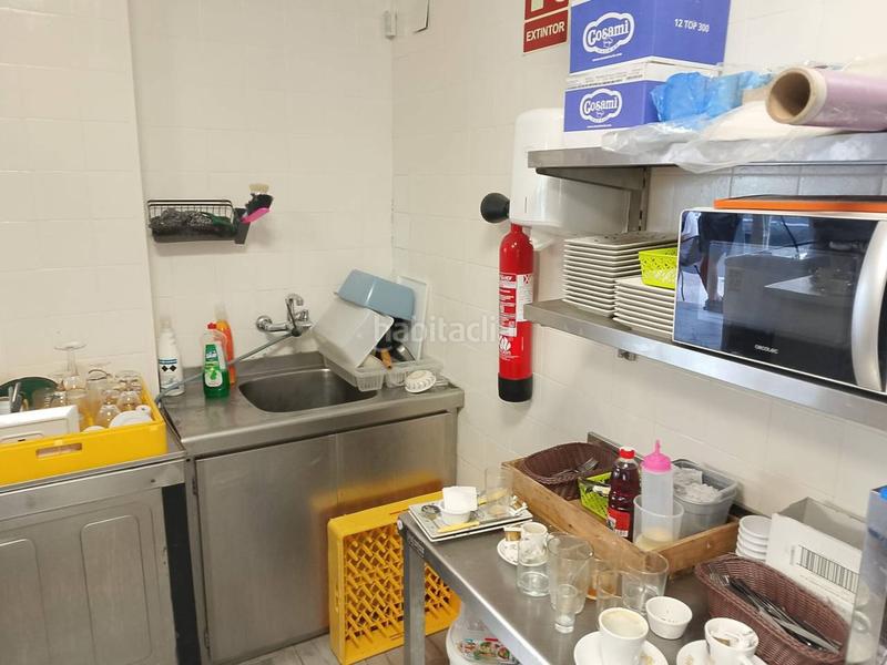 Foto c0d2bd0a-30d2-4616-8cd4-542fed860509. Local commercial dans Piles