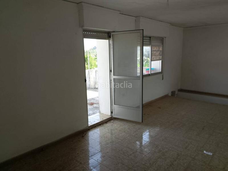 Foto b3973d6f-ba1f-422f-9a7f-0467b69958b6. Local comercial a Villalonga