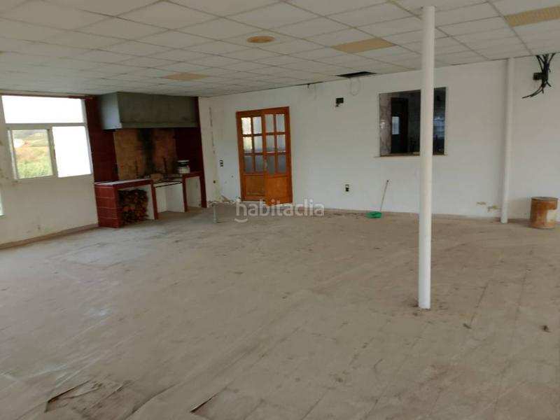 Foto f1a8a326-a1fb-4958-9d16-d5cc5cdb3c67. Local comercial a Villalonga