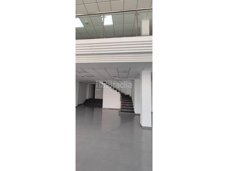 Foto d6e0243e-8bf0-4b71-b84a-51249e867e45. Local comercial a avenida valldigna 33 a Tavernes de la Valldigna
