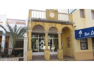 Local Comercial  Mar. Edificación de 2 plantas con vistas al mar en excelente ubicació