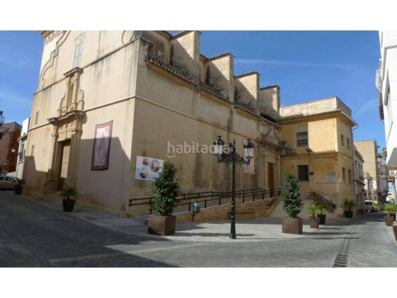 Foto d10ac8e2-fa10-45d7-a6a4-b1e4394f0ce5. Local comercial a calle mar 2 a Piles