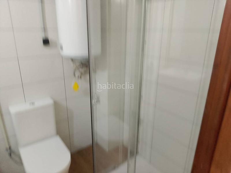 Foto d4457267-5f8d-4a3b-95ab-c6b011c195e8. Alquiler local comercial amplia nave en alquiler en la zona sur en Oliva