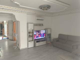 Casa adossada  Nou. Casa reformada y amueblada en venta en beniopa gandía