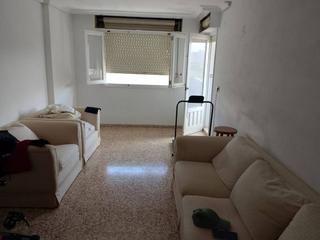 Appartement  San benito. Amplio piso con trastero y garaje cerca de colegios en tavernes