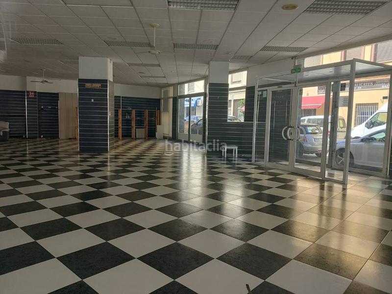 Foto 1953bf6a-e638-4b67-8054-fbbbe68e2e6d. Affitto locale commerciale in Oliva pueblo Oliva