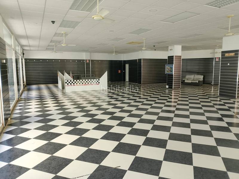 Foto 7f46e982-4af4-42c6-a927-2f081ae444a6. Alquiler local comercial se alquila magnífico local comercial entrada norte en Oliva