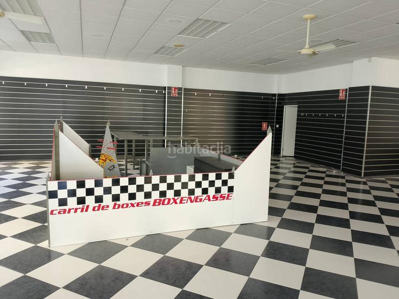 Foto 4339f03b-fb09-4da2-aed9-1f7933d608f1. Location local commercial dans Oliva pueblo Oliva