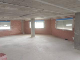 Location Local commercial  Nou d´octubre. Amplio local entresuelo en xeraco  ideal para trasteros