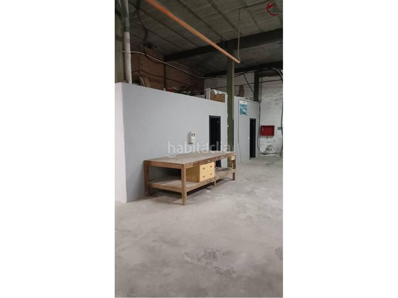 Foto 8e2644cc-9baf-4d49-880f-29b8c5601739. Location local commercial dans Benirredrà