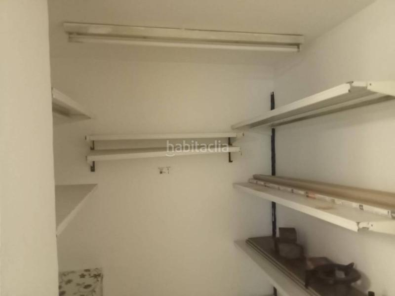 Foto 6aa9f8bf-b280-4401-b736-d387823ba3d3. Lloguer local comercial a esclavas 7 a Germaníes - Juzgados Gandia