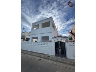 Maison  Calle xops. Gran chalet reformado en playa de los marenys  gandía