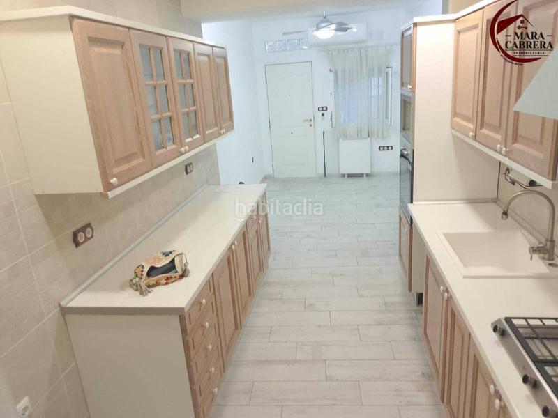 Foto 13dec53b-ebd6-48c1-86ff-f2add448cc61. Casa a calle nou 6 a Piles