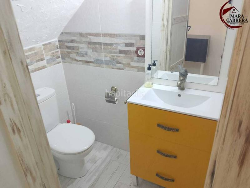 Foto 3c2ebc8e-c8aa-452c-aefc-202c7f8aad4f. Casa a calle nou 6 a Piles