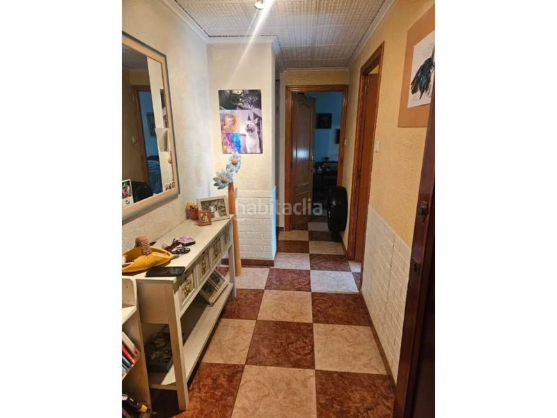 Foto 212d7bdd-cf73-4e34-bfdf-377146d34593. Piso amplio piso 2 sin ascensor en el centro , amueblado y reformado en Ador