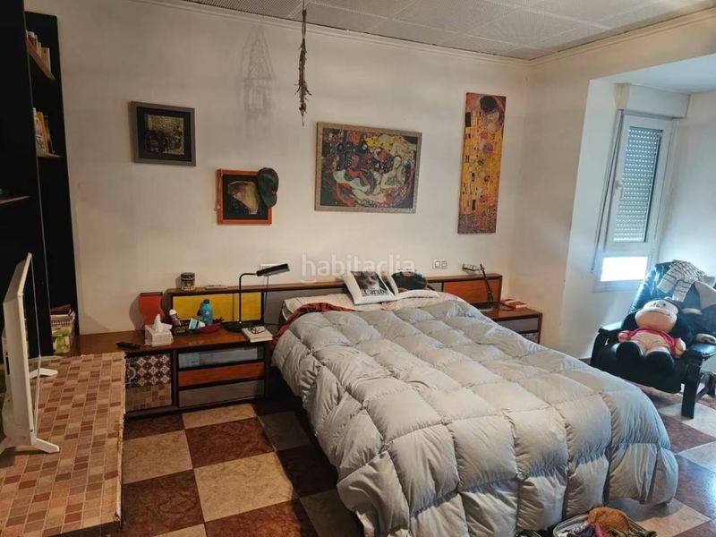 Foto 58e71bd3-e093-40ff-b6a7-44a99c768eec. Piso amplio piso 2 sin ascensor en el centro , amueblado y reformado en Ador