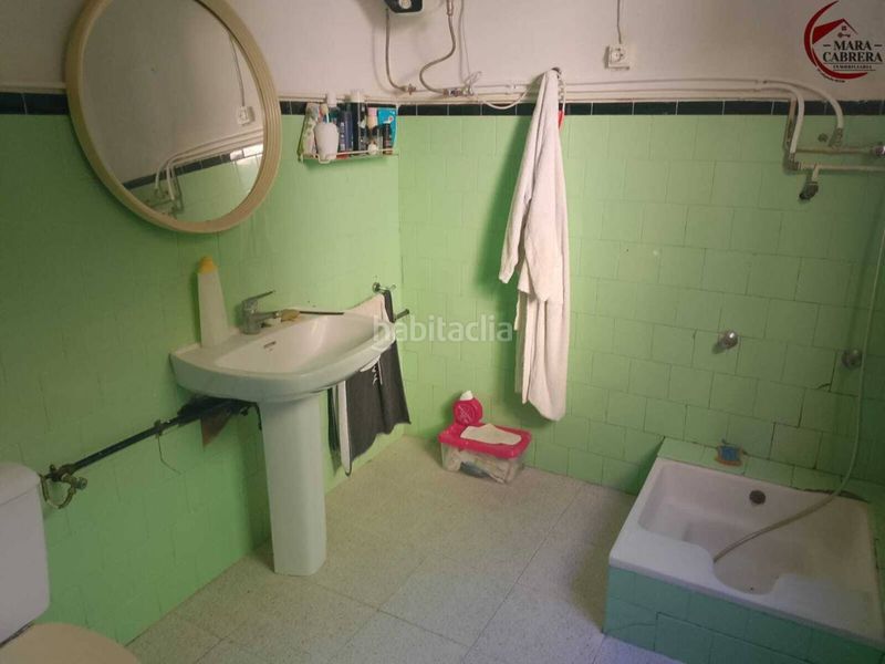 Foto fde0dc1a-56bf-4e79-9f0c-cbcc9112d9ef. Casa adossada a Corea Gandia